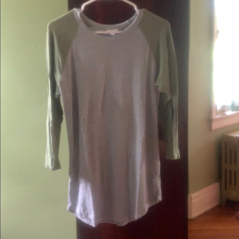 LulaRoe long sleeve tee